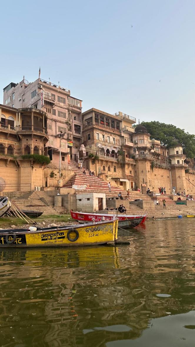 Hindistan'ın Kalbine Yolculuk: Altın Üçgen ve Varanasi Macerası Nazlı 