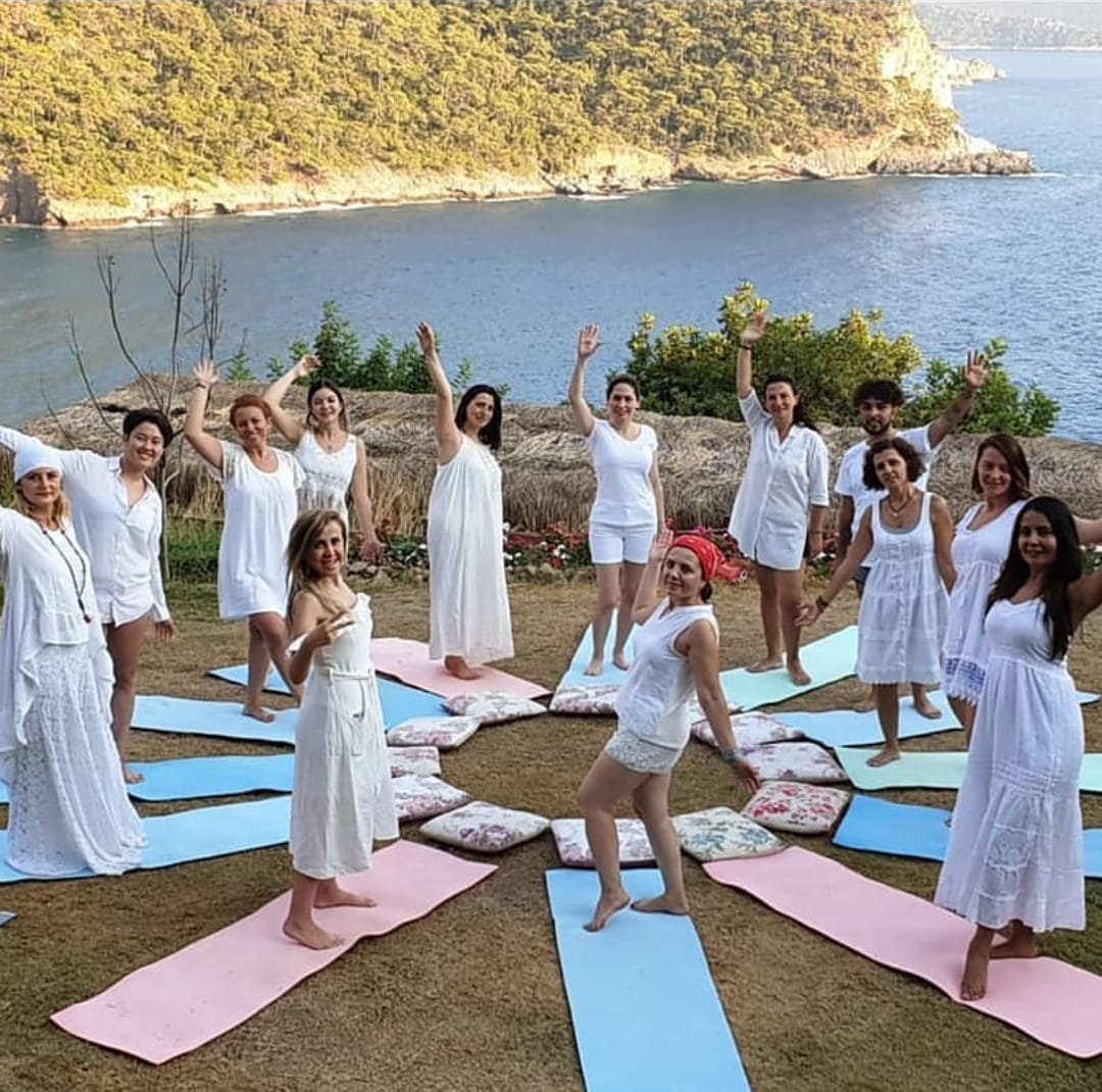 Nefes Dönüşüm Kampı l İlahi Vuslat Sonsuz Aşk Fulwari Ayşegül Atar Nefes Dönüşüm Kampı l İlahi Vuslat Sonsuz Aşk Fulwari Ayşegül Atar