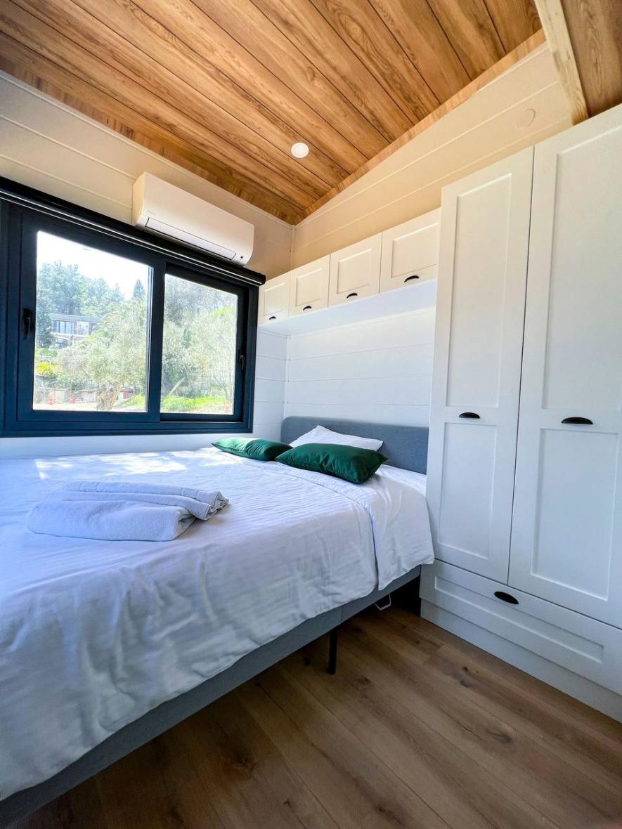 Çeşmeköy / İki Kişilik 1+1 Deniz ManzaralıTiny House Evde / Kişi Başı 