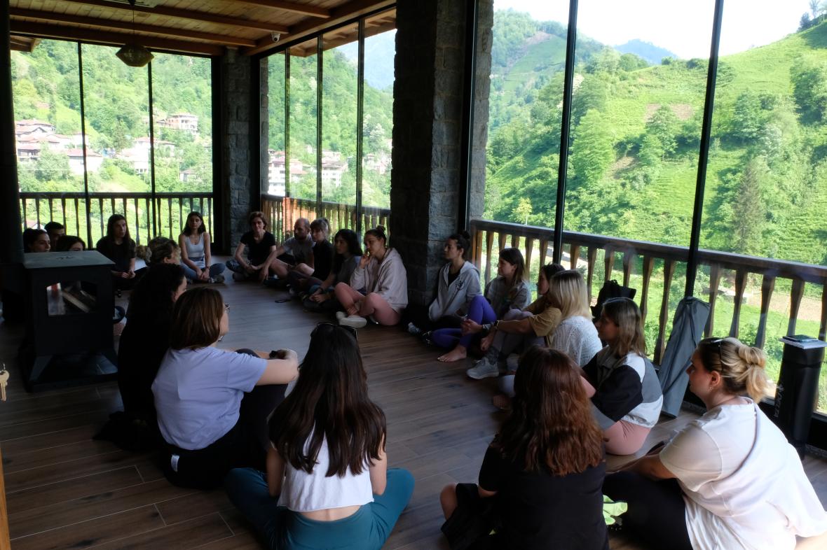 Bolu'da Yeni Yıl Yoga ve Niyet Belirleme Kampı Özge Küçükkaya