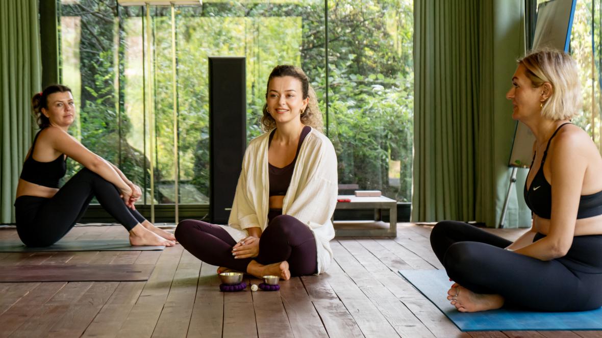 Özge Küçükkaya ile Derin Beden ve Nefes Yoga Kampı