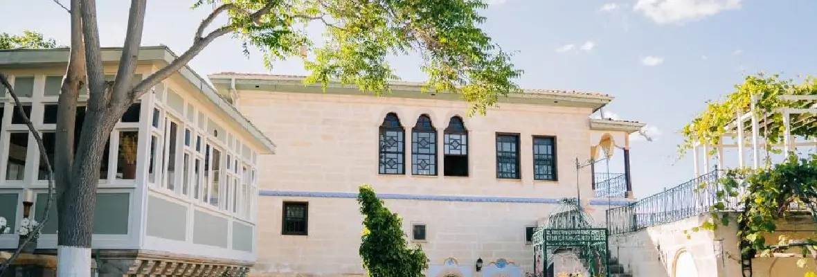 Sırma Belin Rehberliğinde Kapadokya‘da Ses ile Dönüşüm Kampı Sırma Bel