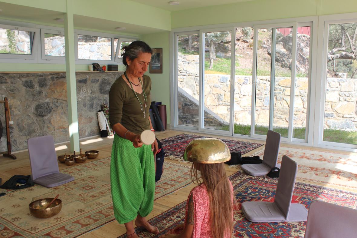Tibet Çanakları İle Ses Terapi Programı- Başlangıç Seviye Çiğdem Sarı 