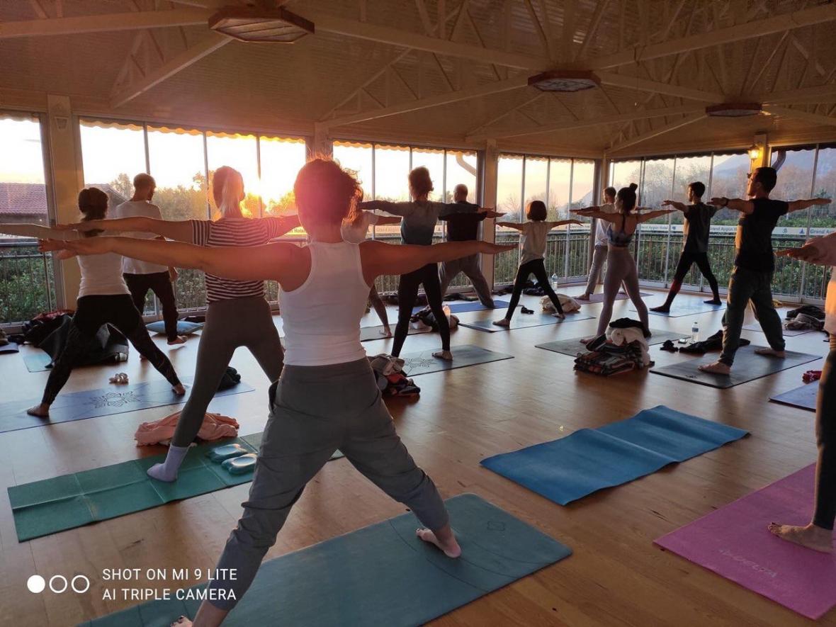 Çıralı Yeni Yıl Yoga ve Meditasyon Kampı - Burcu ve Özkan Burcu Gönenb
