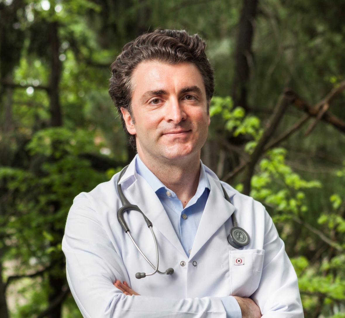 Dr. Ender Vardar